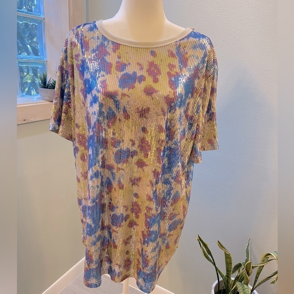 Lucky & Blessed Glitter Sequined Tunic! Great for Era's tour!!